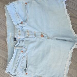 Universal Thread Women's Light Blue Denim Shorts